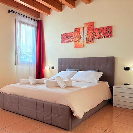Bed and Breakfast Artemide Сан Бонифацио Экстерьер фото
